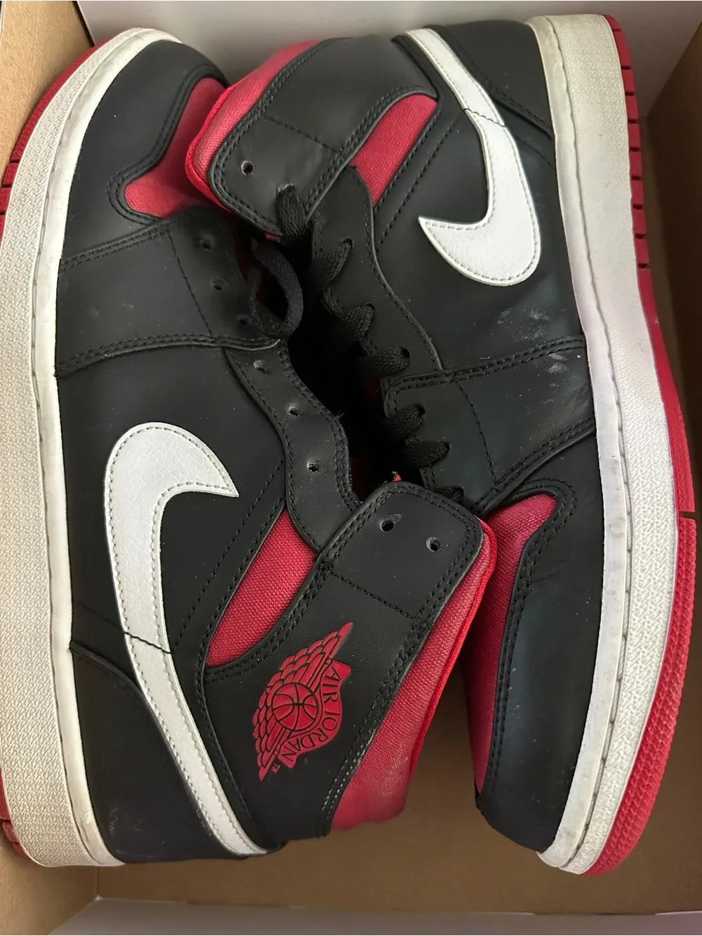 Jordan classic silhouette